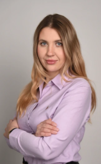 Marta Ciach - Senior Leasing Manager